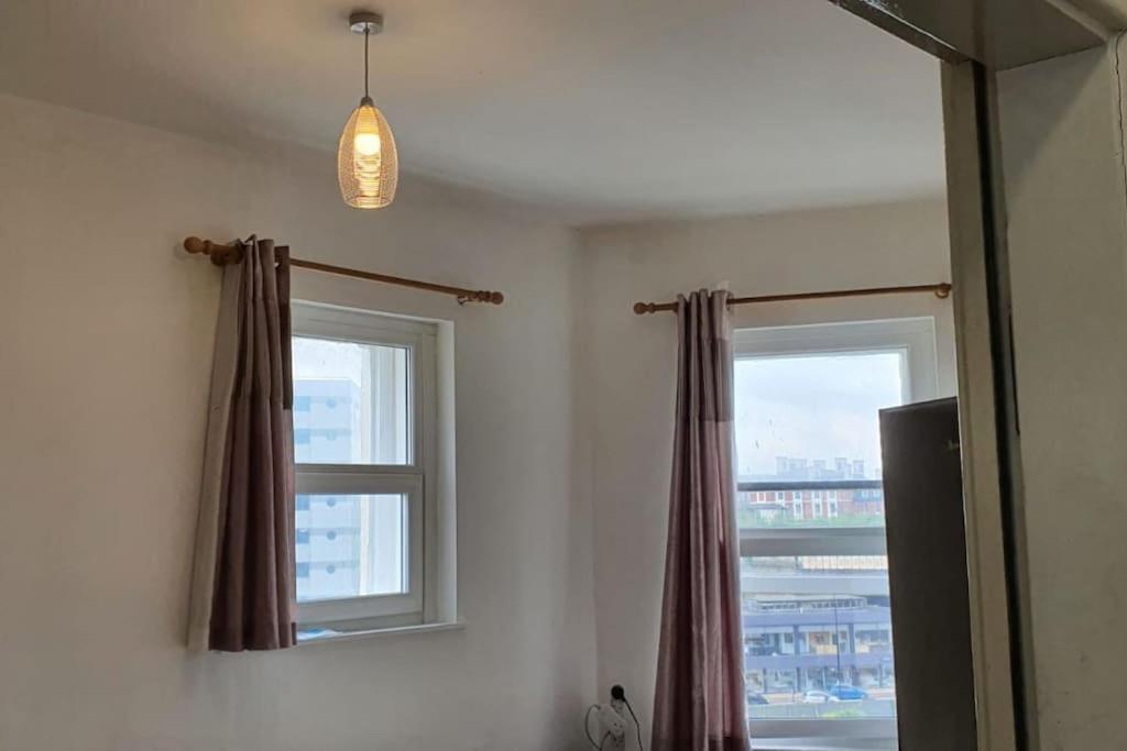 Apartment One Bedroom Studio Close To City Centre Sheffield